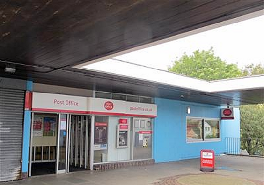 Laindon Centre Post Office opened December 1970 at No. 20. Closed Tuesday 2 April 2019. Subsequently demolished.